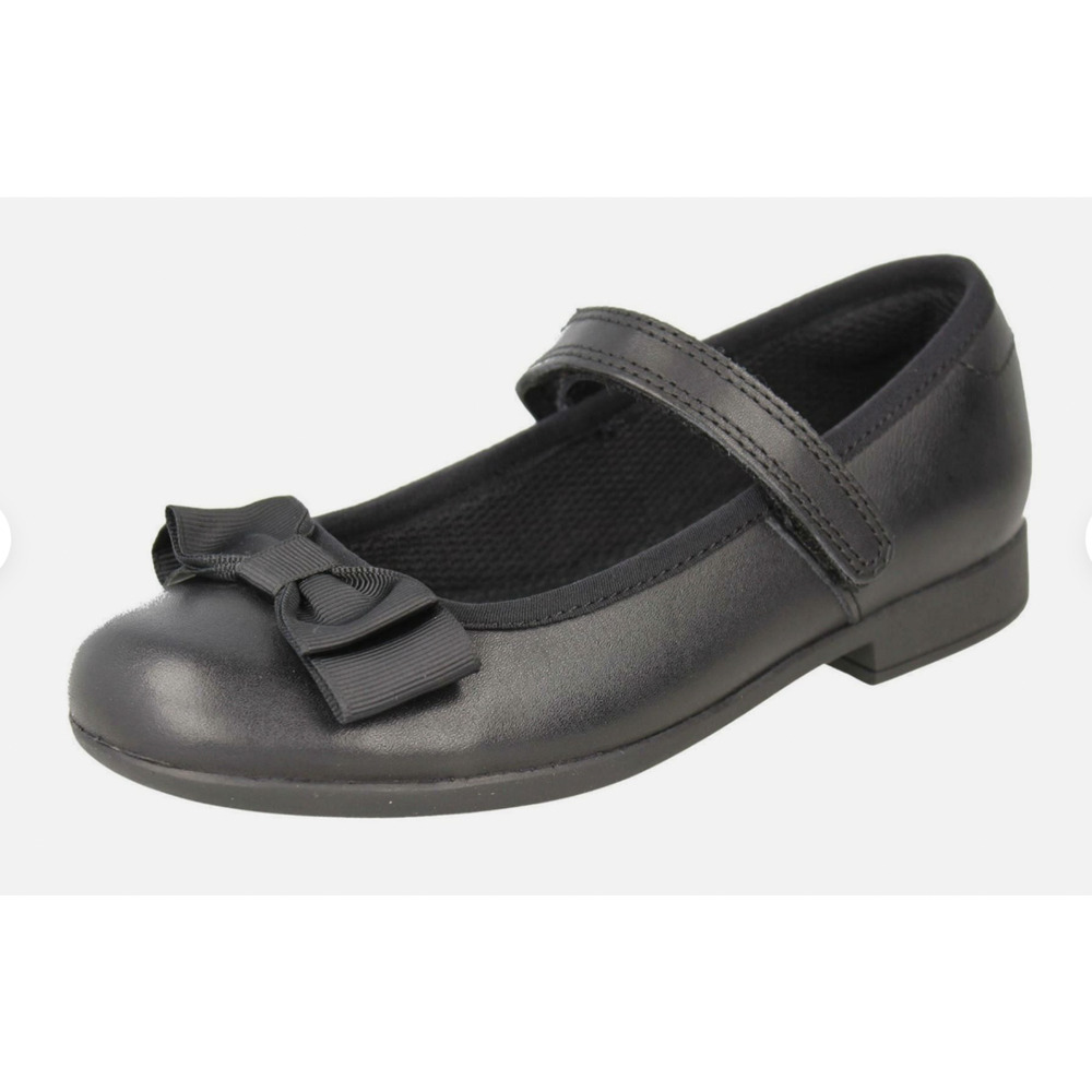 GIRLS CLARKS SCALA TAP K HOOK AND LOOP LOW HEEL LEATHER SMART SCHOOL SHOES